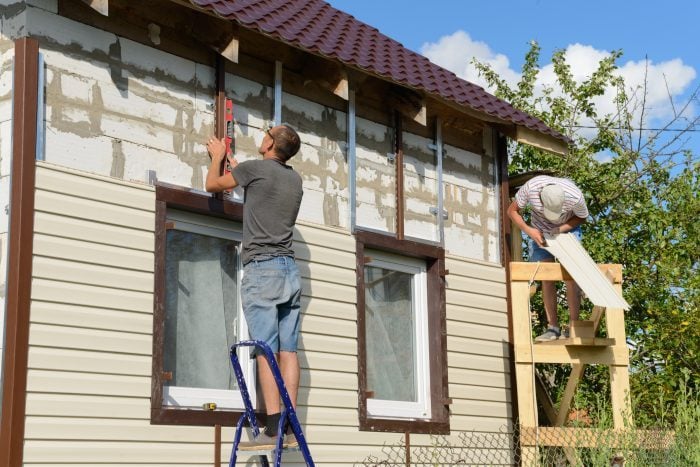 Average cost to replace siding and windows