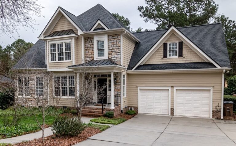 Best siding companies near me